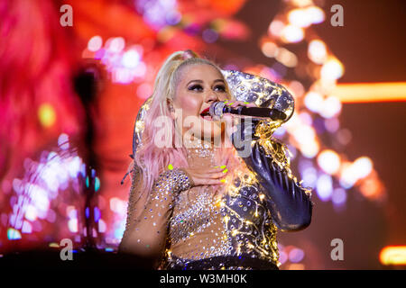 Locarno, Schweiz, 15. Juli 2019 Christina Aguilera live auf Mond und Sterne Festival © Roberto Finizio / alamy Stockfoto
