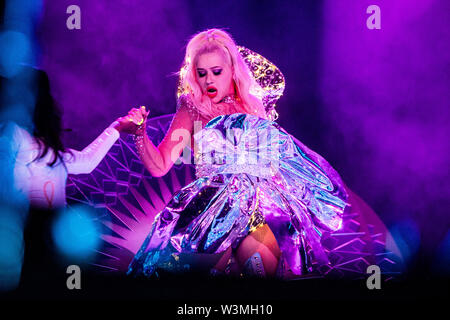 Locarno, Schweiz, 15. Juli 2019 Christina Aguilera live auf Mond und Sterne Festival © Roberto Finizio / alamy Stockfoto