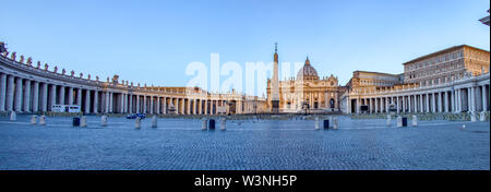 St. Peter's Square in Vatikanstadt - Rom, Italien Stockfoto
