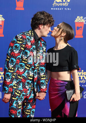 2019 MTV Movie und TV Awards mit: Brett Dier, Haley Lu Richardson Wo: Santa Monica, California, United States Wann: 15 Jun 2019 Credit: FayesVision/WENN.com Stockfoto