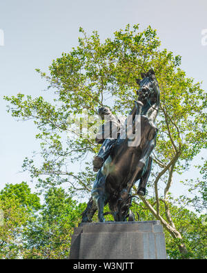 Central Park New York City/USA, 25. Mai 2019. José Martí-Denkmal, Central Park South (59th Street) und Avenue of the Americas (6. Avenue), NY entfernt Stockfoto