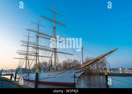 Bremen-Vegesack, Bremen, Deutschland - 29 März, 2019 Segeln Schulschiff Deutschland ist in Vegesack verankert. Im Jahre 1927 in Auftrag gegebene Schiff mit seiner 86 Meter. Stockfoto