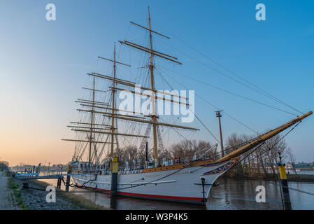 Bremen-Vegesack, Bremen, Deutschland - 29 März, 2019 Segeln Schulschiff Deutschland ist in Vegesack verankert. Im Jahre 1927 in Auftrag gegebene Schiff mit seiner 86 Meter. Stockfoto