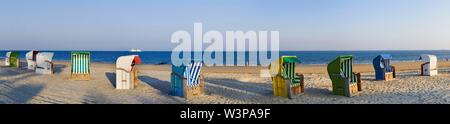 Bunte Strandkörbe, Wyk auf Fohr, Fohr, Nordsee, Deutschland Stockfoto