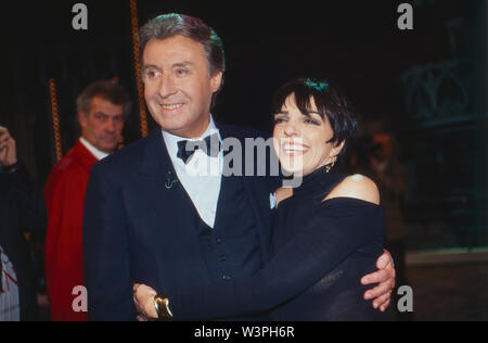 Peter Alexander Show, Unterhaltungssendung, Deutschland/Österreich 1987 - 1996, Unterhaltung, Parodie, Darsteller: Peter Alexander, Liza Minelli Sterben Stockfoto