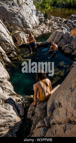 An der Deep Creek Hot Springs in Kalifornien, USA. Stockfoto