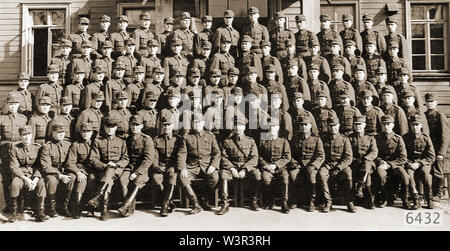 WWII - eine Gruppe von Soldaten posieren für ein Gruppenfoto 1939, möglicherweise vor der sowjetischen Invasion von Finnland am 30. November 1939, drei Monate nach dem Ausbruch des Zweiten Weltkriegs, Stockfoto