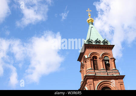 Turm der Uspenski Kathedrale in Helsinki Stockfoto