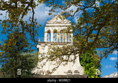 Glockenturm des Klosters Agios Gerasimos, Kefalonia, Ionische Inseln, Griechenland, Europa Stockfoto