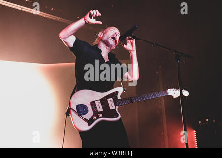 Der britische Sänger und Songwriter Thom Yorke führt live während der Collisioni Festival in Barolo (Foto von Alessandro Bosio/Pacific Press) Stockfoto