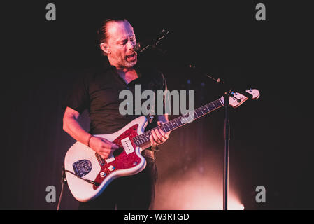 Der britische Sänger und Songwriter Thom Yorke führt live während der Collisioni Festival in Barolo (Foto von Alessandro Bosio/Pacific Press) Stockfoto