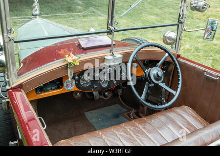 Crossley auto Armaturenbrett, Vordersitze Stockfoto