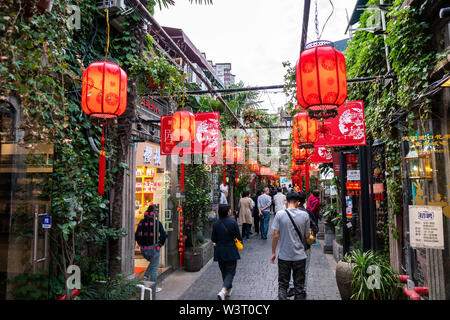 Tianzifang, Shanghai/China - 8. Mai 2019: Eine beliebte touristische verwandelte sich von älteren Wohn- Architekturen und Fabriken in eine artsy Ar Stockfoto