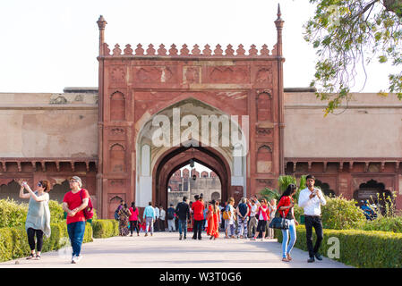 Agra - 28. FEBRUAR: Indische Architektur von Red Fort in Agra am 28. Februar. 2018 in Indien Stockfoto