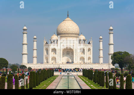 AGRA - Feb 28: Taj Mahal in Agra am 28. Februar. 2018 in Indien Stockfoto