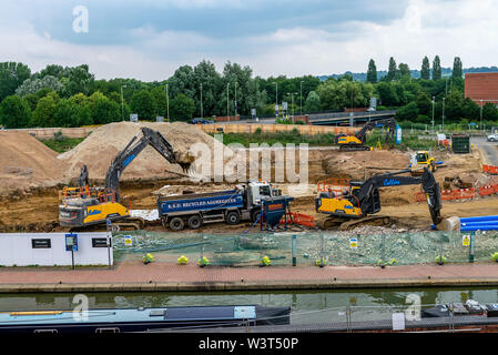 Ein Blick auf das Gebäude Ausbau der Burg Quay Shopping Centre in Banbury, Oxfordshire, England, Großbritannien Stockfoto