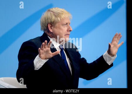 Die Führung der konservativen Partei Kandidat Boris Johnson während einer Tory Führung hustings in London. Stockfoto