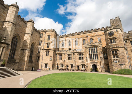 Das Courtyard Durham Castle, Teil des University College Durham, England, Großbritannien Stockfoto