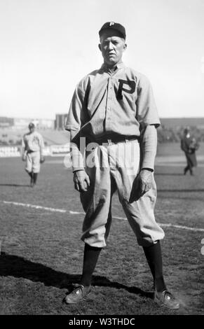 Grover Cleveland Alexander, Major League Baseball Player, Philadelphia Phillies, in voller Länge Porträt, Bain Aktuelles Service, 1914 Stockfoto