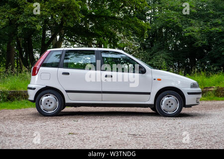 1996 Fiat Punto 90 ELX 1,6 5 Tür italienische Kompaktwagen Stockfoto