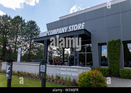 Beaverton, Oregon - Juni 29, 2019: Fassade von Nike Company Store Stockfoto