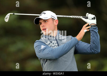 England's Thomas Thurloway T-Stücken aus dem 5. Tag eines der Open Championship 2019 im Royal Portrush Golf Club. Stockfoto