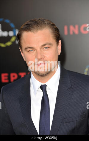 LOS ANGELES, Ca. Juli 13, 2010: Leonardo DiCaprio an der Los Angeles Premiere seines neuen Films "Gründung" am Grauman's Chinese Theater, Hollywood. © 2010 Paul Smith/Featureflash Stockfoto