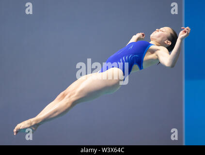 18 Juli 2019, Südkorea, Gwangju: Schwimm-WM: Wasser springen. Drei Meter Brett Halbfinale Frauen. Tina Punzel aus Deutschland in Aktion. Foto: Bernd Thissen/dpa Stockfoto