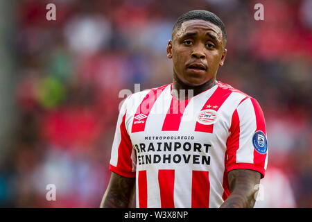 EINDHOVEN, PSV-VFL Wolfsburg, Freundschaftsspiel, Fußball, Eredivisie, Saison 2019-2020, 17-7-2019, Philips Stadion, PSV-player Steven Bergwijn Stockfoto