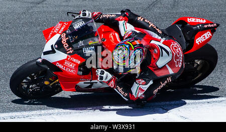 Apr 14, 2019 Monterey, CA, USA #7 Chaz Davies wiederum 9 während der MOTUL FIM Superbike Weltmeisterschaft Geico US-runde Welt SBK 2. Rennen an Weathertech Raceway Laguna Seca in Monterey, CA Thurman James/CSM Stockfoto