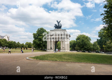 Wellington Arch, aus dem 19. Jahrhundert memorial Arch, Apsley Weg, Hyde Park Corner, London, England, Großbritannien Stockfoto