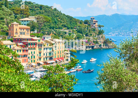 Anzeigen von Portofino Stadt - Famous Resort an der italienischen Riviera in Ligurien, Italien Stockfoto