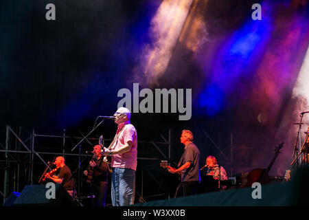 Mark Knopfler live 2019 Juli 17 Turin die Legende Mark Knopfler von den Dire Straits führt live während Stupinigi Festival Stockfoto