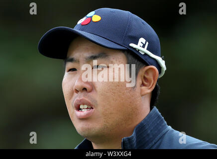 Südkoreas Byeong Hun ein Am 5 T-Stück während des Tages eine der Open Championship 2019 im Royal Portrush Golf Club. Stockfoto
