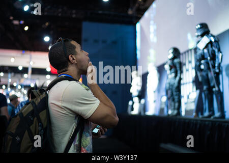San Diego, Ca. 17. Juli, 2019. Im Comic Con 2019 während der Vorschau Nacht in San Diego, Kalifornien, am 17. Juli 2019. Credit: Tony Forte/Medien Punch/Alamy leben Nachrichten Stockfoto