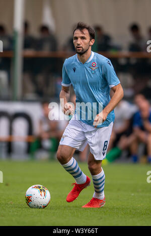 Milan Badelj (Latium) während der italienischen Freundschaftsspiel erie EIN' Match zwischen Latium 12-0 Top 11 bei Cadore Auronzo Stadium am Juli 17, 2019 in Auronzo di Cadore, Italien. Credit: Maurizio Borsari/LBA/Alamy leben Nachrichten Stockfoto