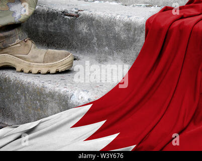 Militärisches Konzept auf dem Hintergrund der Flagge von Bahrain Stockfoto