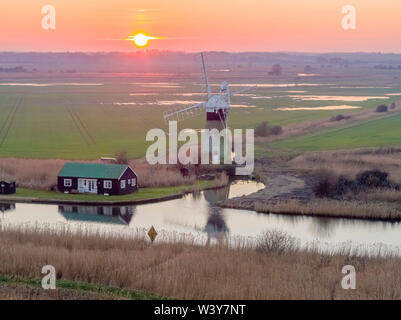 Großbritannien, England, East Anglia, Norfolk, Norfolk Broads, Thurne, St Benet's Level Entwässerung Mühle Stockfoto