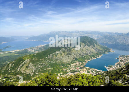 Panoramablick auf die Bucht von Kotor, Montenegro Stockfoto