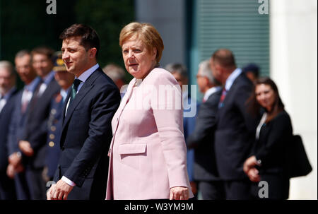 Wolodymyr Selensky, Angela Merkel-Treffen der Dt. Bundeskanzlerin mit dem ukrainischen Praesidenten, Bundeskanzleramt, 18. Juni 2019, Berlin/Volody Stockfoto