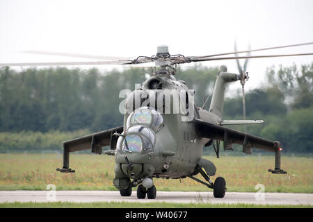 Sowjetische, polnische Streitkräfte Kampfhubschraubers Mi-24D Hind in Gdynia, Polen. 13. Juli 2019 © wojciech Strozyk/Alamy Stock Foto Stockfoto