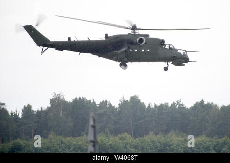 Sowjetische, polnische Streitkräfte Kampfhubschraubers Mi-24D Hind in Gdynia, Polen. 13. Juli 2019 © wojciech Strozyk/Alamy Stock Foto Stockfoto