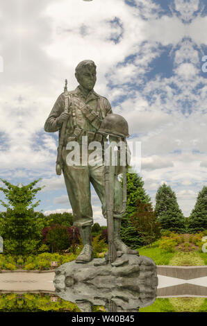 Eine Statue zum Gedenken an den "Bedford Boys, der Firma A, 116 Infanterie Regiment für gefallene Soldaten aus Bedford, Virginia, gestorben. Stockfoto