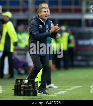 Kilmarnock manager Angelo Alessio Ausrufe aus dem touchline während der UEFA Europa League erste Qualifikationsrunde zweite Bein Spiel im Rugby Park, Kilmarnock. Stockfoto