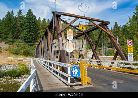 Kanada, British Columbia, Princeton, Alte Braune Brücke, gebaut 1930 s Stockfoto