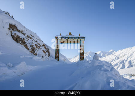 1000 Jahre alten Schlüssel Gompa ist der tibetisch-buddhistischen Kloster auf einem Hügel in einer Höhe von 4166 Meter über dem Meeresspiegel, in der spiti Stockfoto