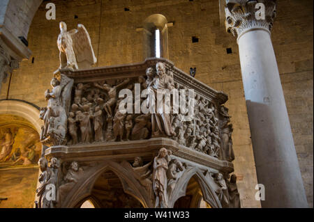 Italien, Toskana, Pistoia, die Kirche von Sant Andrea, Kanzel von Giovanni Pisano Stockfoto