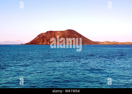 Der Vulkan "La Caldera" auf der Isla de Lobos in Fuerteventura, Spanien Stockfoto