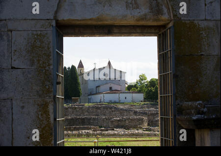 Europa, Italien, Basilicata, Italien, Basilicata, Venosa, Römische Archäologische Park Ende frühchristlichen Ruinen Stockfoto