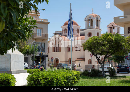 Die Kathedrale von Agia Triada (Kirche der Heiligen Dreifaltigkeit), Agios Nikolaos, Kreta, Griechenland Stockfoto